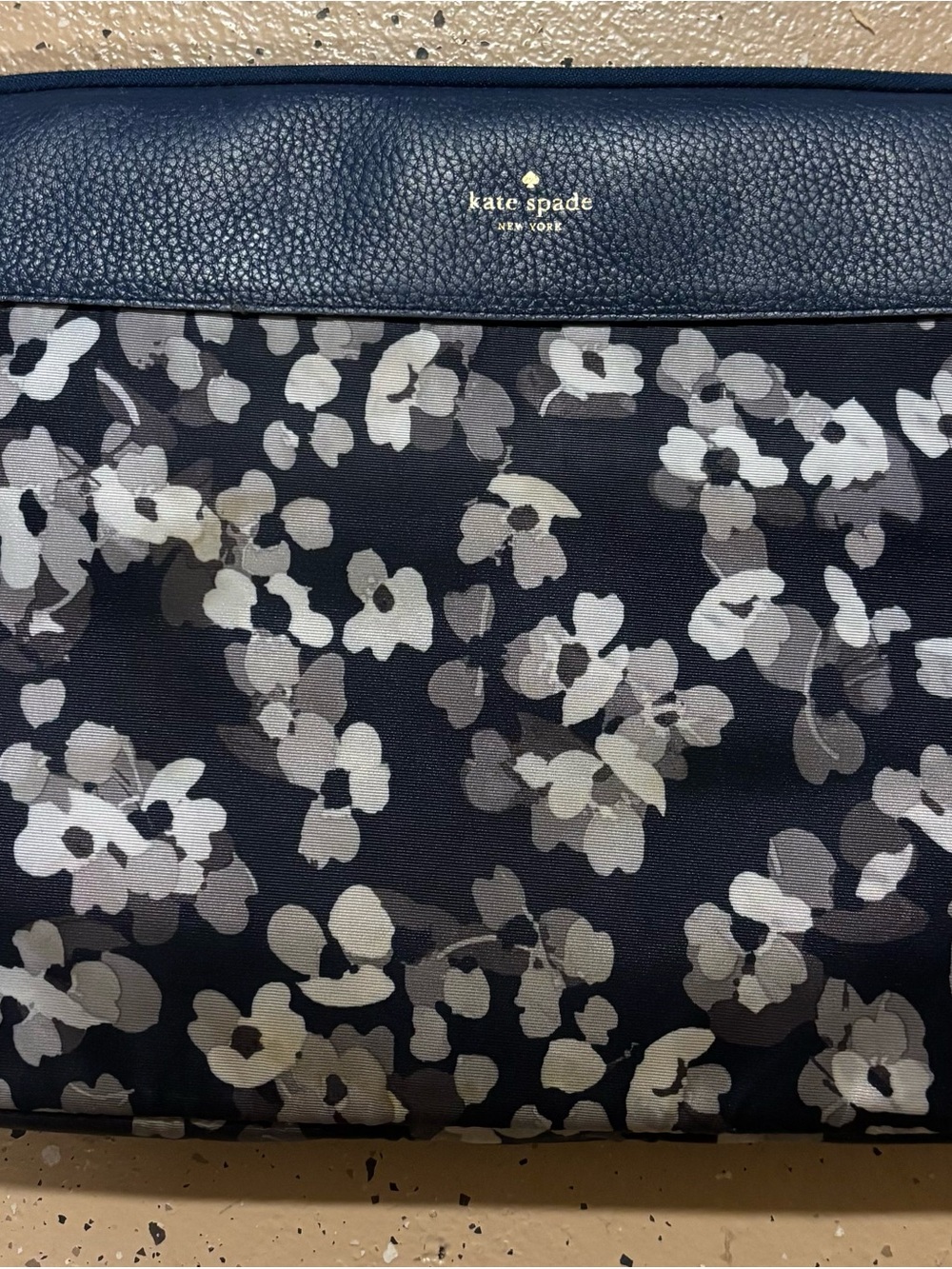 TWO kate spade navy floral and black polka dot laptop sleeves - Picture 2 of 7